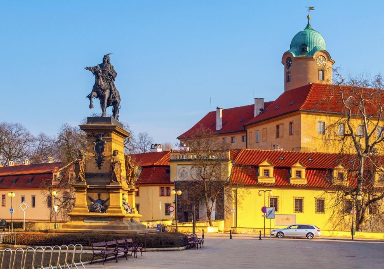 Apartment Spa And Fontain Podebrady Exterior photo
